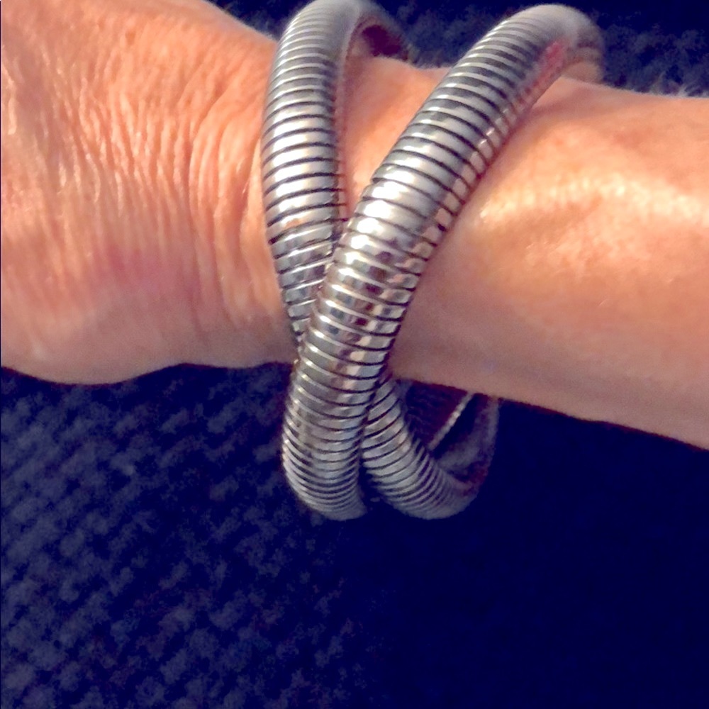 Interlocking Bangle Bracelets - image 1